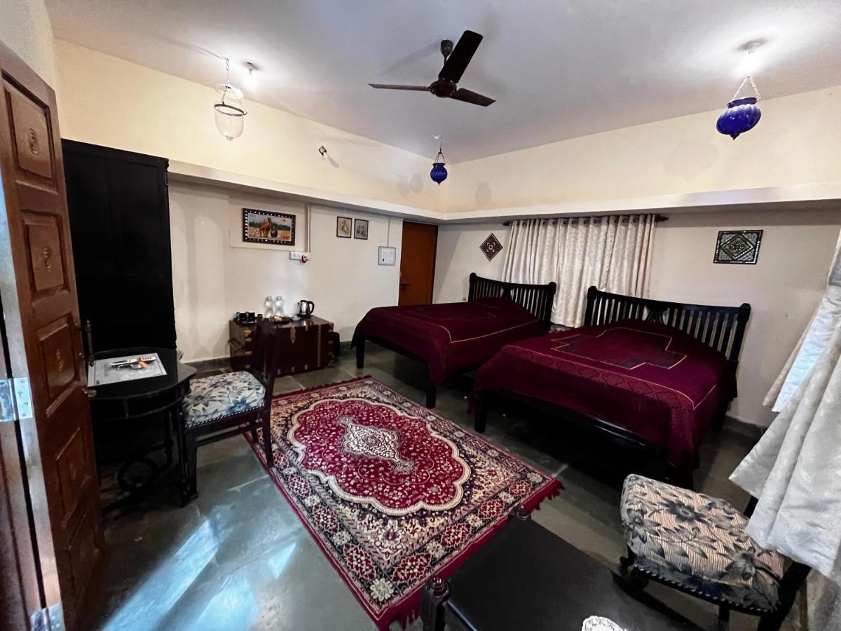 Sharad Baug Homestay Bhuj Luaran gambar