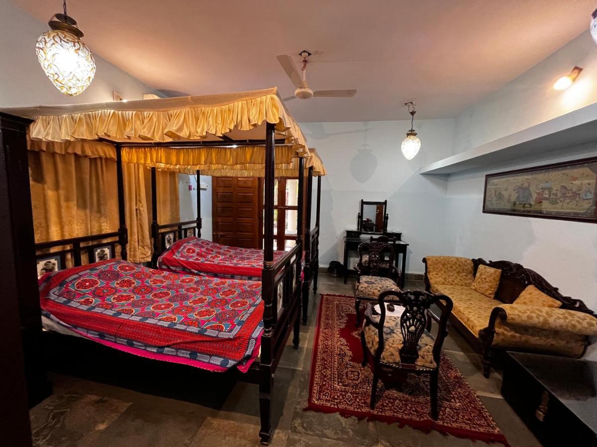 Sharad Baug Homestay Bhuj Luaran gambar
