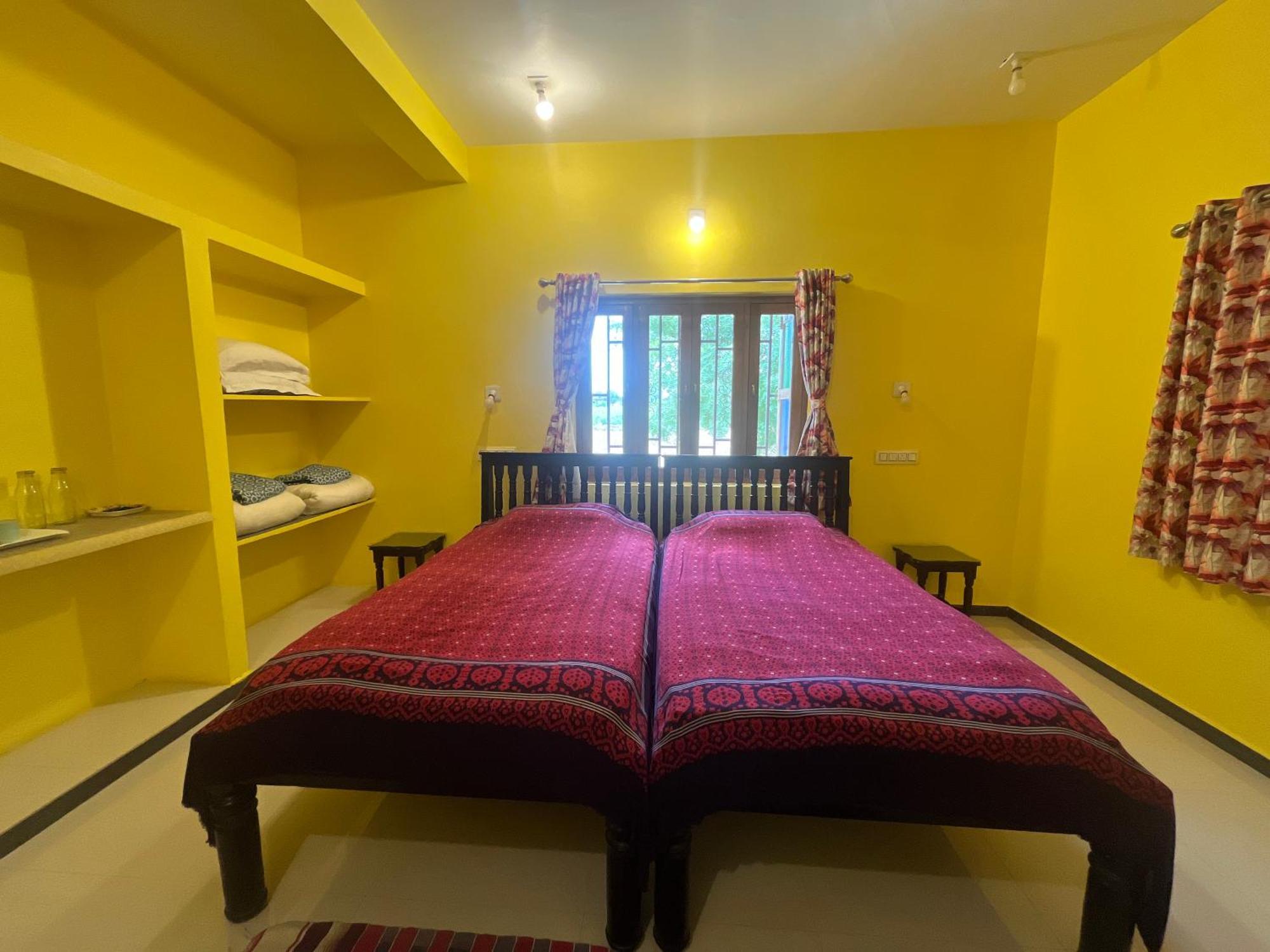 Sharad Baug Homestay Bhuj Luaran gambar