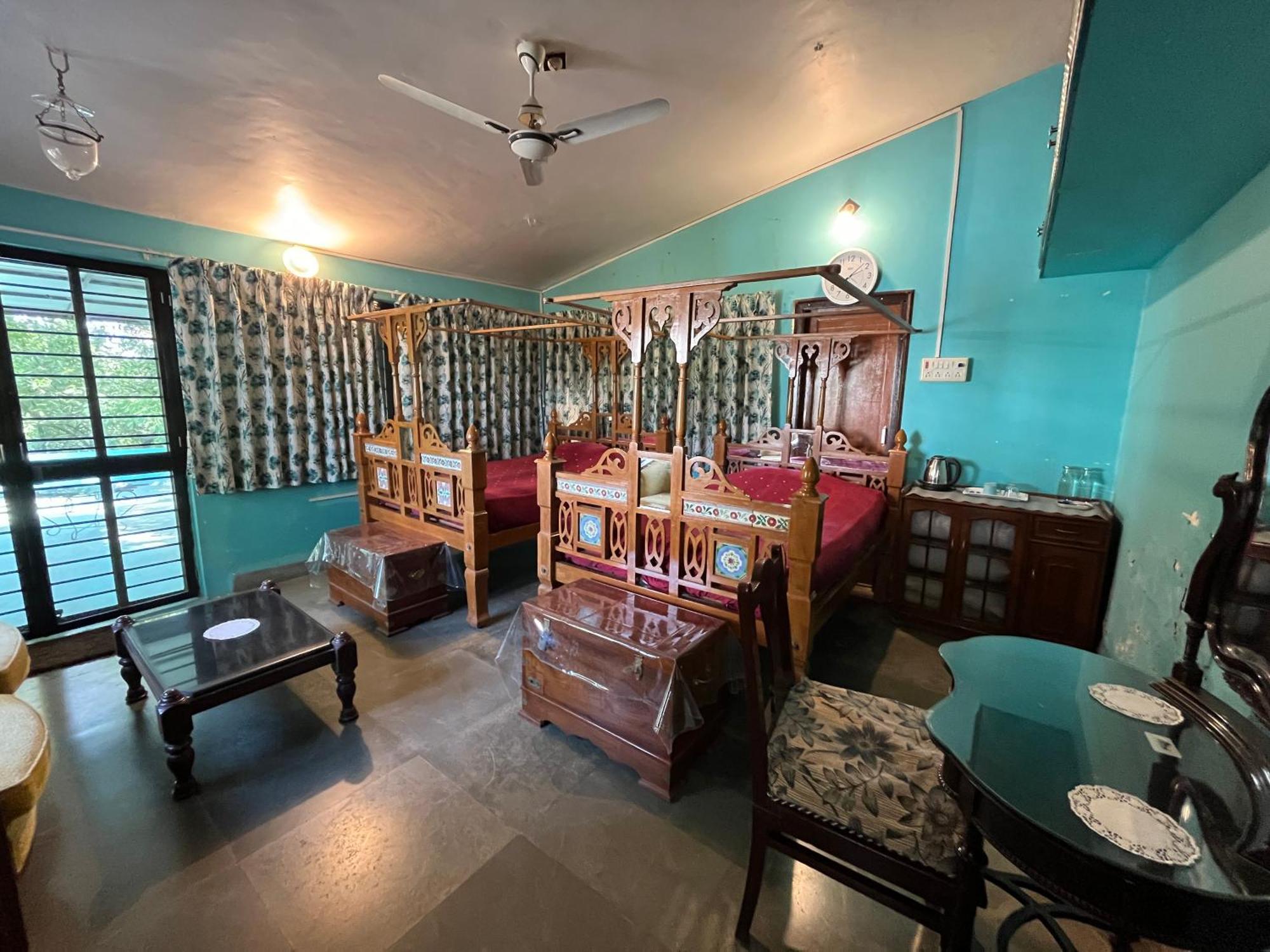 Sharad Baug Homestay Bhuj Luaran gambar