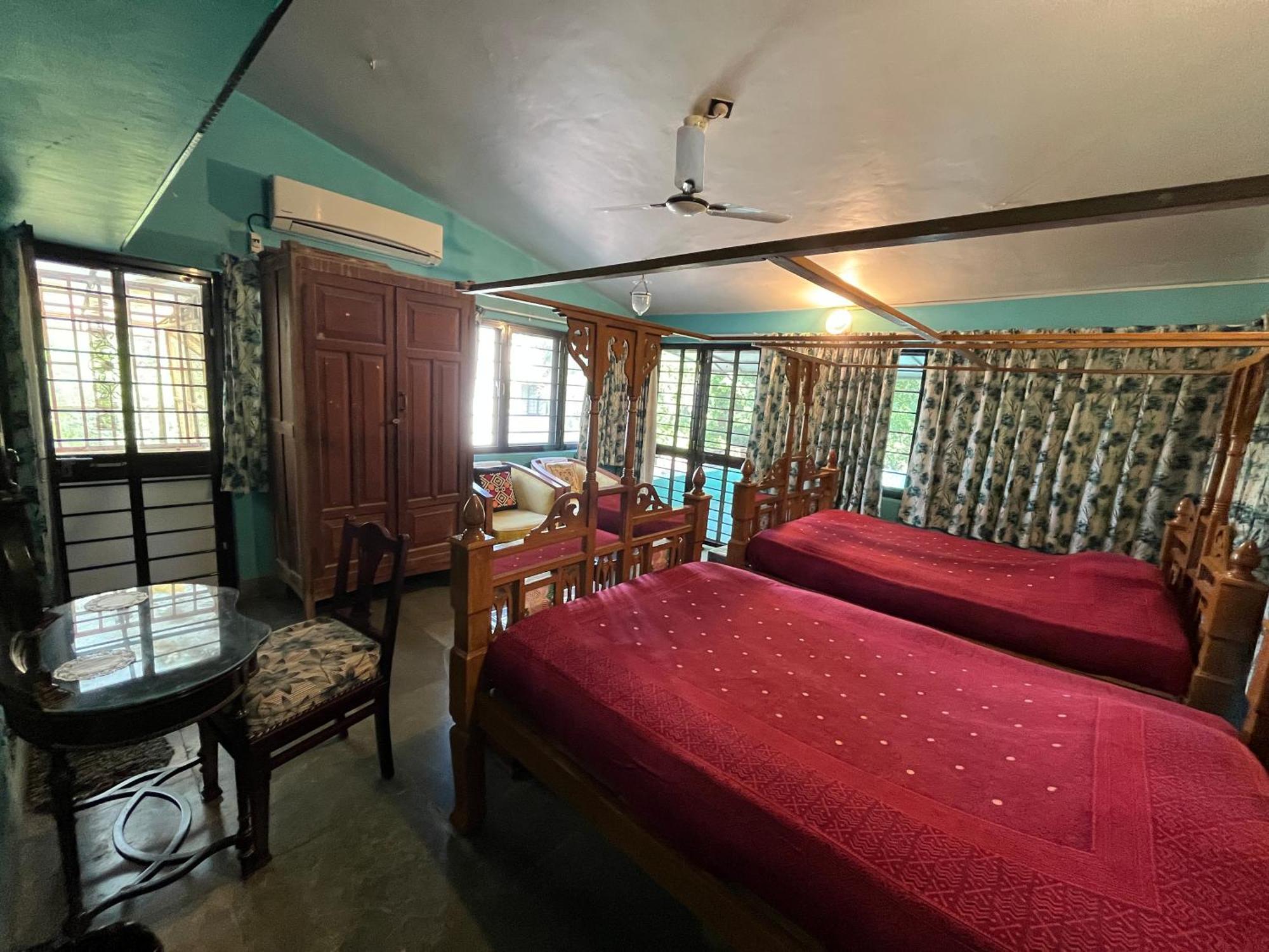 Sharad Baug Homestay Bhuj Luaran gambar