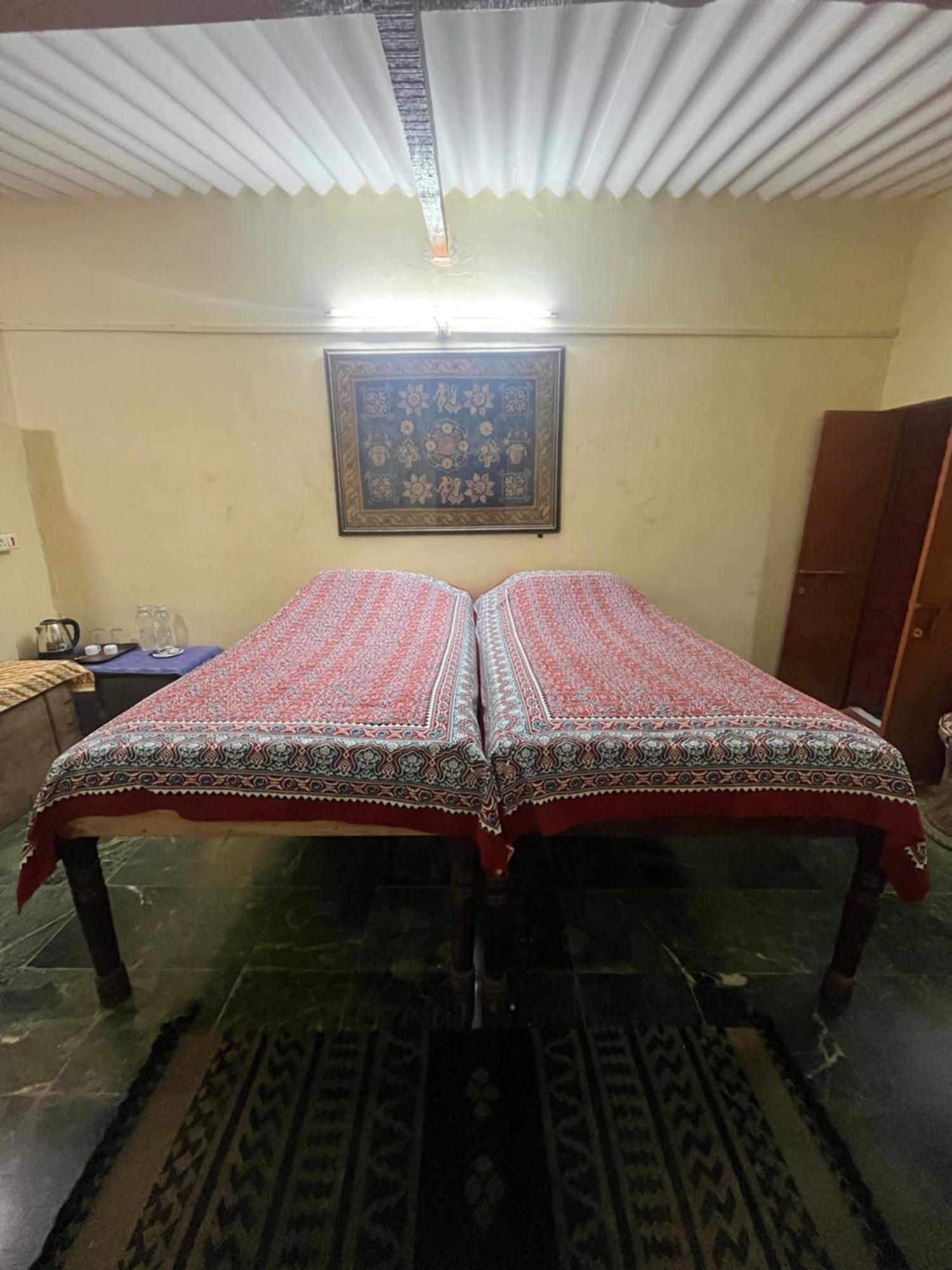 Sharad Baug Homestay Bhuj Luaran gambar