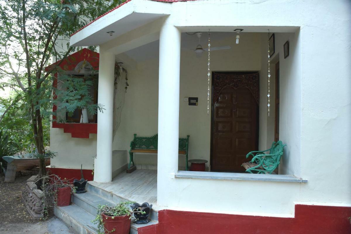 Sharad Baug Homestay Bhuj Luaran gambar